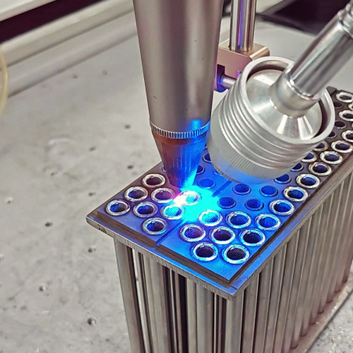 激光焊接機(jī)樣品圖 激光焊接機(jī)樣品圖